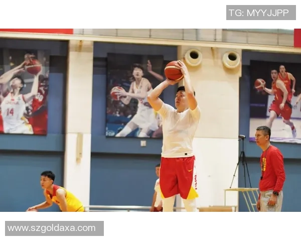 深圳篮球队的速度变革引发热议全新战术与年轻球员的崛起